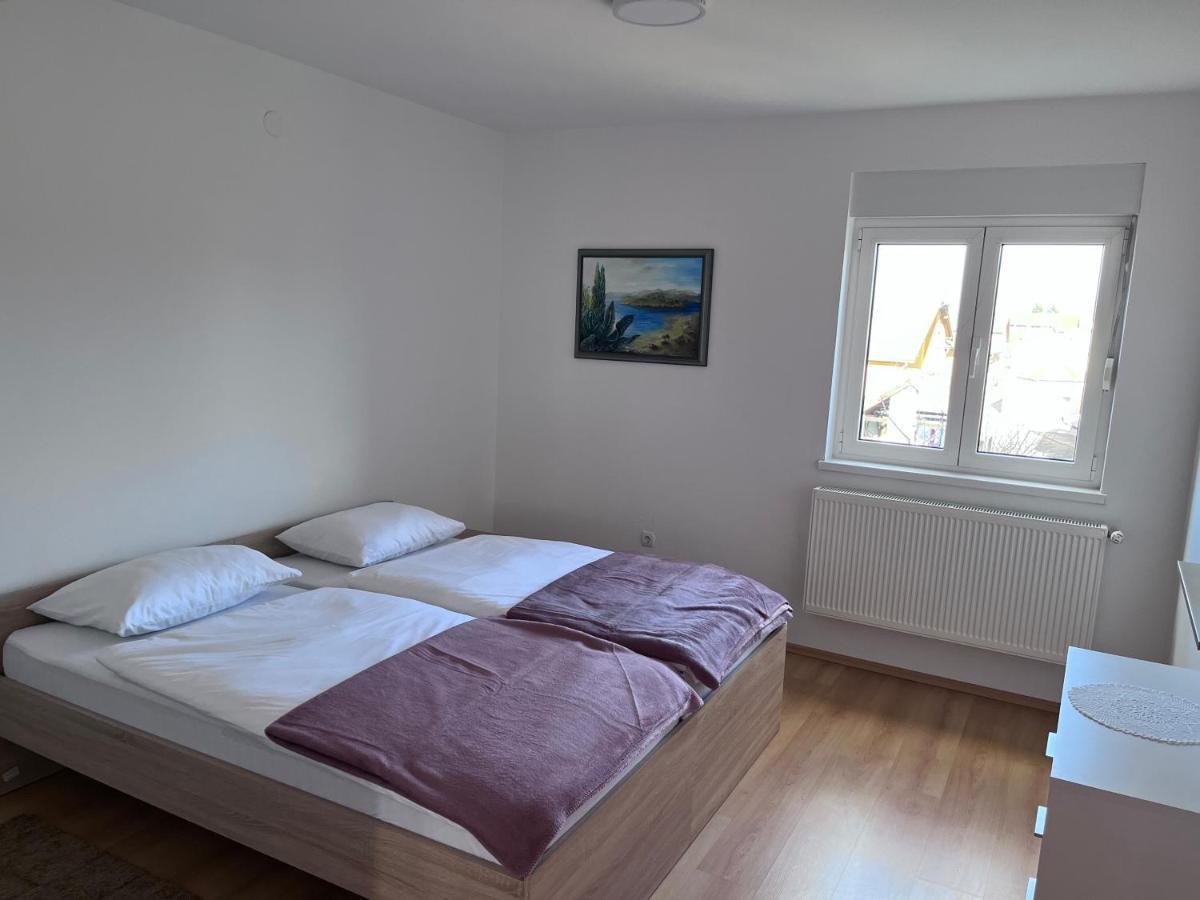Apartman Magnolia Petrovina Turopoljska Exteriör bild